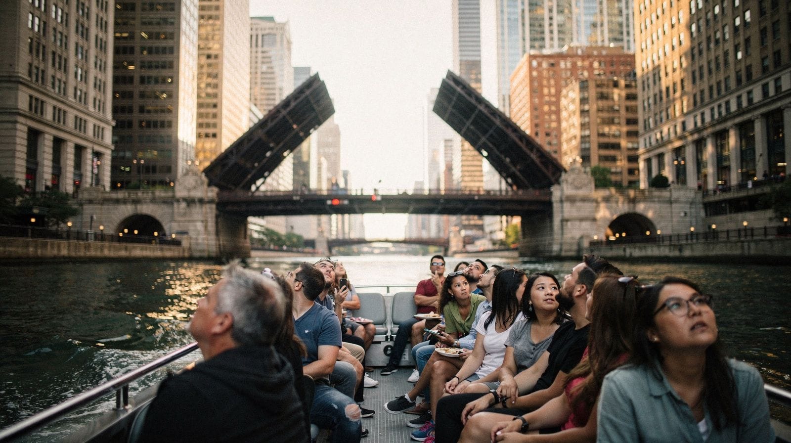Comparatif des compagnies de croisière architecturale à Chicago