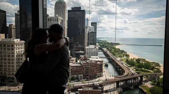360 Chicago and TILT: the observation deck on Michigan Avenue